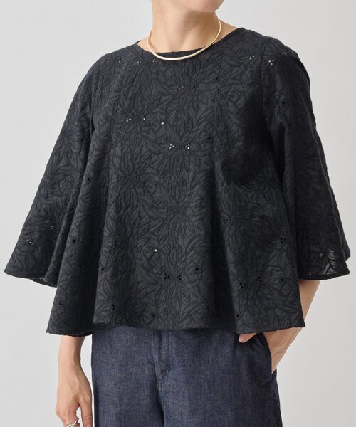 LIVETART（リヴェタート）の「グロリオサ刺繍ブラウス（シャツ/ブラウス・レディース・レッド/ブラック・FREE）」の2枚目の写真