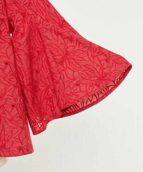 LIVETART（リヴェタート）の「グロリオサ刺繍ブラウス（シャツ/ブラウス・レディース・レッド/ブラック・FREE）」の3枚目の写真