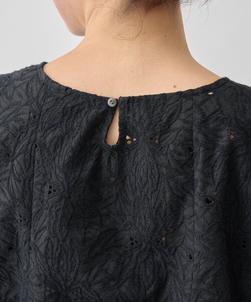 LIVETART（リヴェタート）の「グロリオサ刺繍ブラウス（シャツ/ブラウス・レディース・レッド/ブラック・FREE）」の16枚目の写真