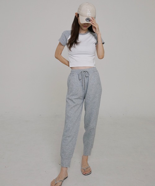 Mela(メラ)の「美脚!スウェットジョガーパンツ(スウェットパンツ・レディース・グレー/ブラック/ライトグレー・S/M/L)」の11枚目の写真