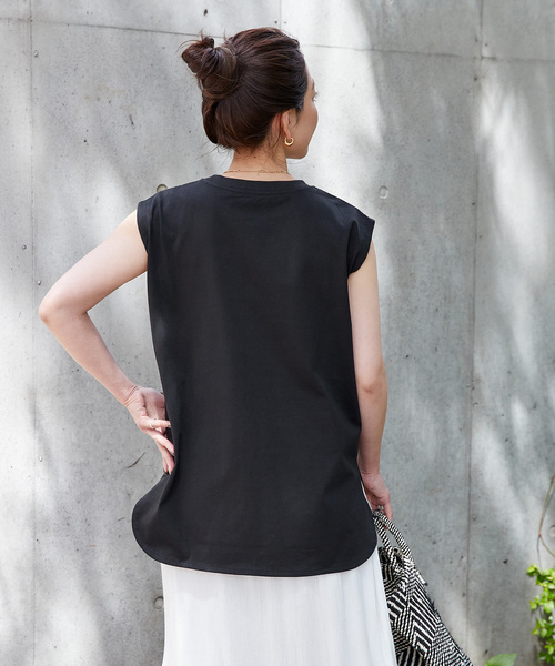 B.C STOCK(ベーセーストック)の「【WEB限定】ウォッシャブル / 接触冷感 / ノースリーブプルオーバー(Tシャツ/カットソー・レディース・キャメル/ホワイト/ブラック・FREE)」の10枚目の写真