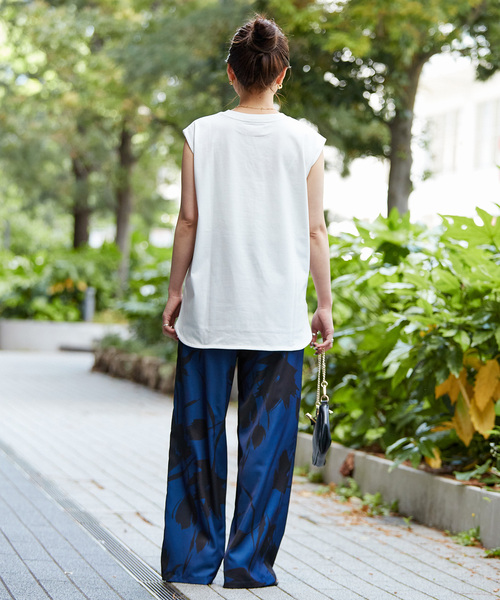 B.C STOCK(ベーセーストック)の「【WEB限定】ウォッシャブル / 接触冷感 / ノースリーブプルオーバー(Tシャツ/カットソー・レディース・キャメル/ホワイト/ブラック・FREE)」の14枚目の写真