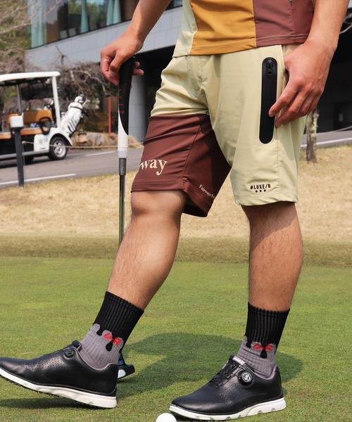 LUXE/R GOLF(ラグジュ ゴルフ)の「(RM)【LUXE/R GOLF】COOL & DRY ストレッチ スムース バイカラー ショートパンツ(スウェットパンツ・メンズ・ホワイト×ブラック/ブラック×グレー/ネイビー×ホワイト/ベージュ系・M/L/XL)」の3枚目の写真