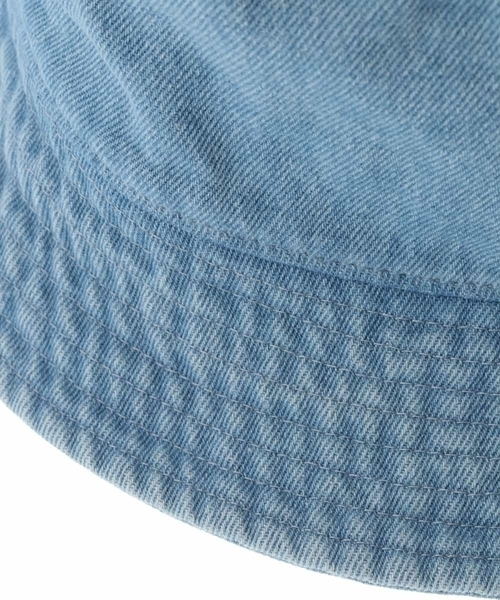 a.v.v（アーヴェヴェ）の「【NEW HATTAN】 デニムバケットハット（ハット・メンズ・ブラック/ダークインディゴブルー・46）」の3枚目の写真