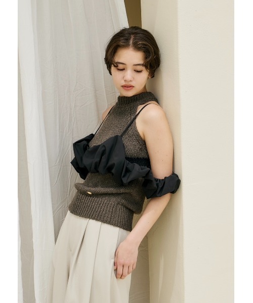 NOTREemor(ノートルエモア)の「summer knit halter neck top(ニット/セーター・レディース・ベージュ/チャコールグレー/ホワイト系その他・FREE)」の19枚目の写真