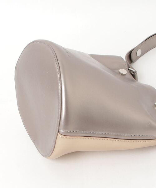 【最終価格出品】マルニ　ミネラルアイスカラー　ショルダーバッグ 最終価格出品】マルニ ミネラルアイスカラー ショルダーバッグ