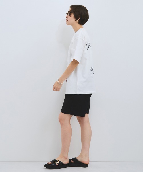 VICKY(ビッキー)の「落書き刺繍Tシャツ≪洗濯機で洗える≫(Tシャツ/カットソー・レディース・ホワイト/ブラック・M)」の9枚目の写真