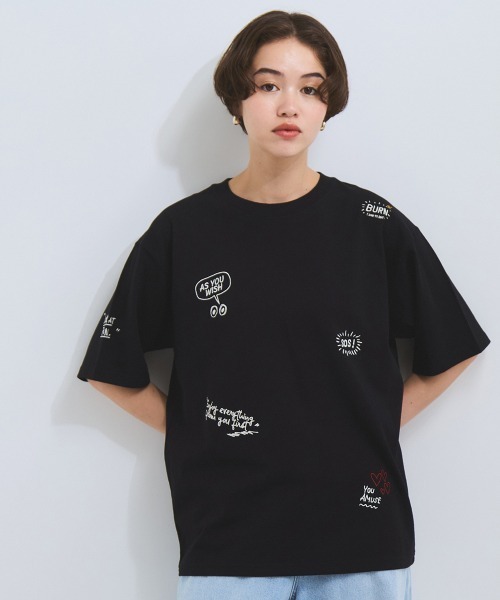 VICKY(ビッキー)の「落書き刺繍Tシャツ≪洗濯機で洗える≫(Tシャツ/カットソー・レディース・ホワイト/ブラック・M)」の18枚目の写真