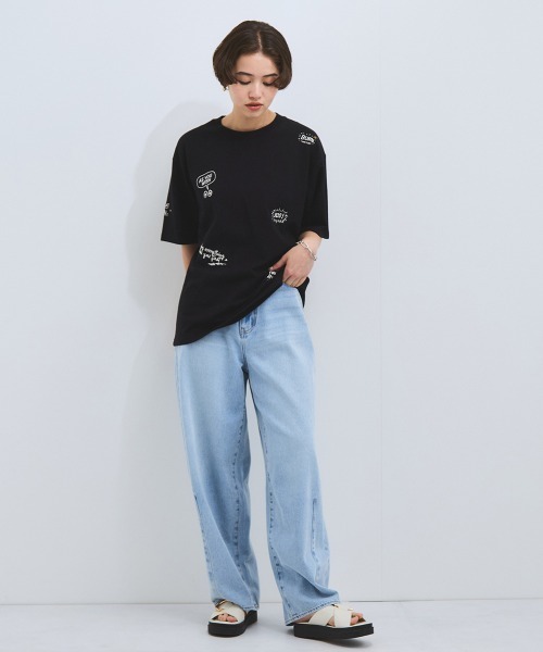 VICKY(ビッキー)の「落書き刺繍Tシャツ≪洗濯機で洗える≫(Tシャツ/カットソー・レディース・ホワイト/ブラック・M)」の22枚目の写真