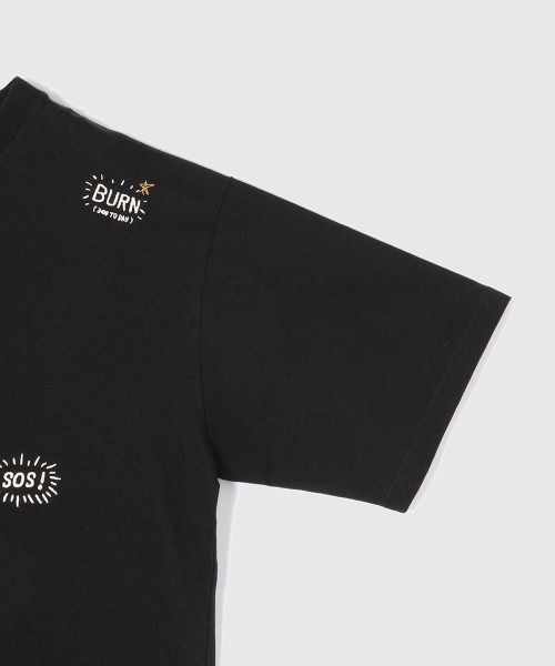 VICKY(ビッキー)の「落書き刺繍Tシャツ≪洗濯機で洗える≫(Tシャツ/カットソー・レディース・ホワイト/ブラック・M)」の15枚目の写真