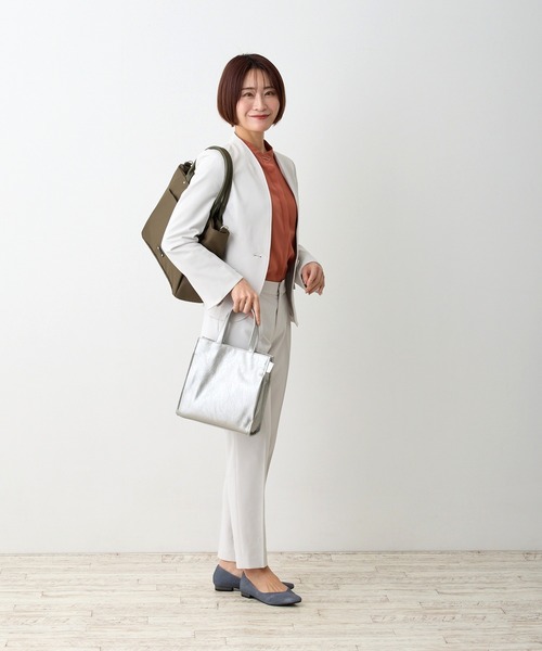 ROOTOTE(ルートート)の「ROOTOTE ルートートLT.スクエア.Classic-B(トートバッグ・レディース・ブラック/ブラック系その他/ゴールド系その他/ネイビー・FREE)」の6枚目の写真