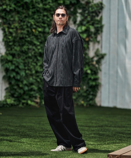 CAMBIO(カンビオ)の「ms6154- Spotted Print Corduroy Shirts コーデュロイシャツ(シャツ/ブラウス・メンズ・グレイッシュベージュ/ブラック/カーキ・S/M/L)」の15枚目の写真