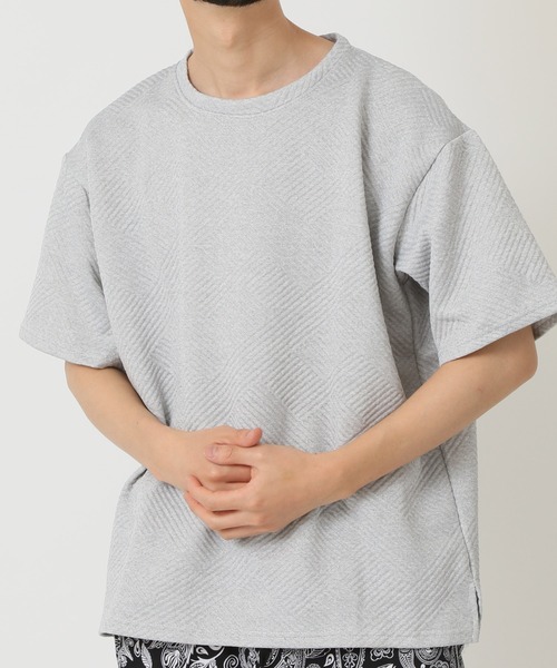 ARCADE(アーケード)の「同色織柄もちもち素材 ボックスシルエット クルーネック ショートスリーブカットソー(Tシャツ/カットソー・メンズ・ベージュ/ホワイト/グレー/ブラック・L/XL/2XL/M)」の4枚目の写真