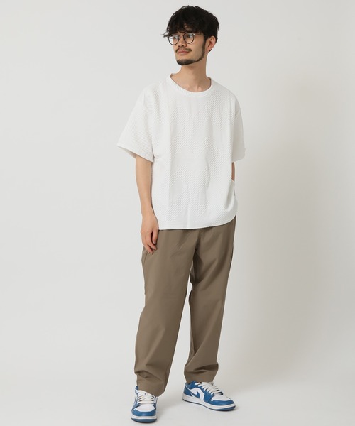 ARCADE(アーケード)の「同色織柄もちもち素材 ボックスシルエット クルーネック ショートスリーブカットソー(Tシャツ/カットソー・メンズ・ベージュ/ホワイト/グレー/ブラック・L/XL/2XL/M)」の13枚目の写真
