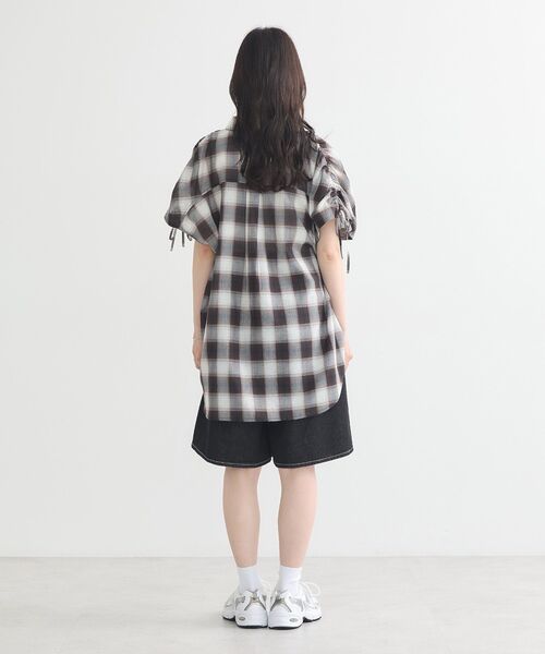 earth music&ecology（アースミュージックアンドエコロジー）の「デニムハーフパンツ（その他パンツ・レディース・ライトインディゴブルー/ブラック・S/M）」の20枚目の写真