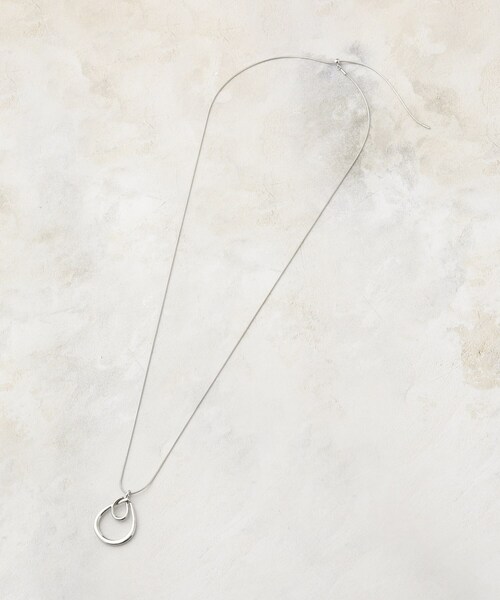 grove（グローブ）の「【ネックホルダー】ダブルリングチェーンネックレス（ネックレス・レディース・ゴールド/シルバー・00）」の4枚目の写真