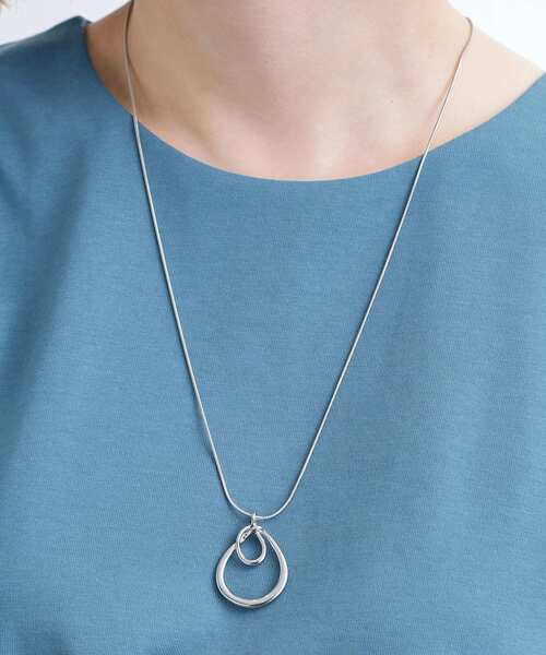 grove（グローブ）の「【ネックホルダー】ダブルリングチェーンネックレス（ネックレス・レディース・ゴールド/シルバー・00）」の6枚目の写真