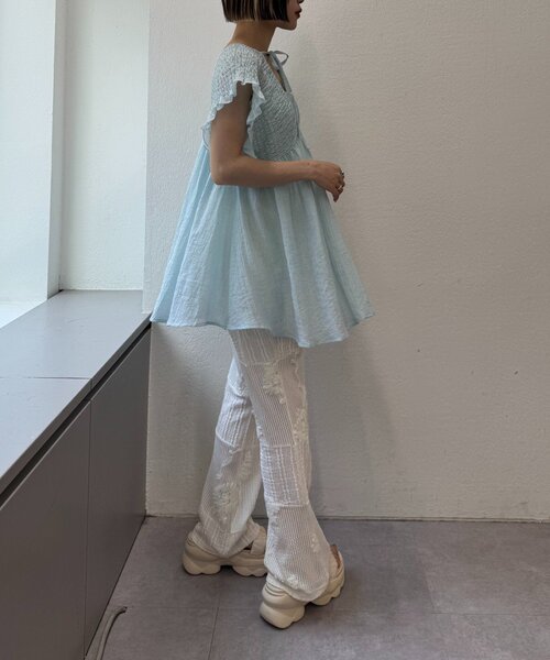 w closet（ダブルクローゼット）の「【2サイズ展開】パッチワークフレアレースパンツ（その他パンツ・レディース・ブラック/アイボリー・1/0）」の13枚目の写真