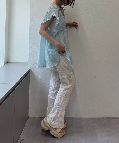 w closet（ダブルクローゼット）の「【2サイズ展開】パッチワークフレアレースパンツ（その他パンツ・レディース・ブラック/アイボリー・1/0）」の19枚目の写真