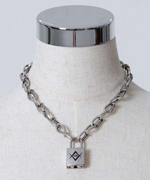 REFLEM/レフレム』Thorn eyeパドロックネックレス（ネックレス