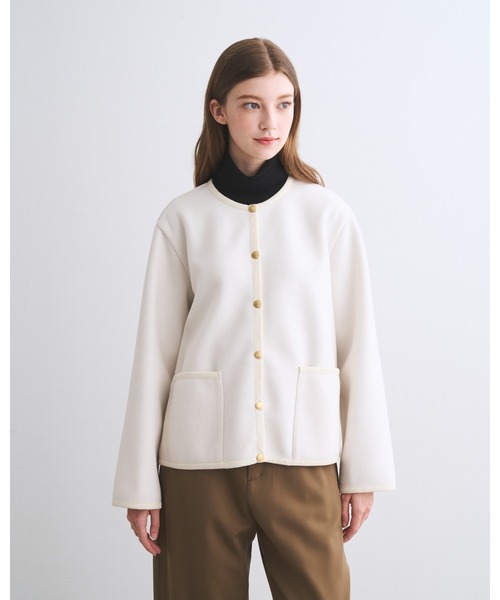 Traditional Weatherwear（トラディショナルウェザーウェア）の「ARKLEY A-LINE WJ（ブルゾン・レディース・ライトベージュ/ブラック・34）」の2枚目の写真