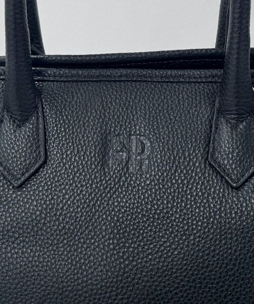 fredy emue（フレディエミュ）の「FR台形レザーバッグ（ショルダーバッグ・レディース・ブラック/ブラウン・FREE）」の18枚目の写真