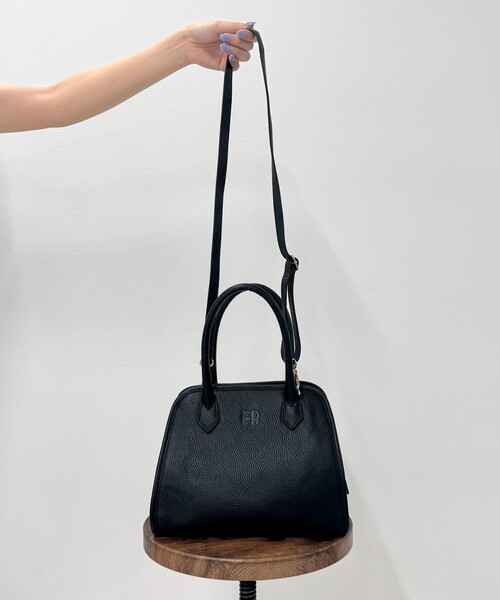 fredy emue（フレディエミュ）の「FR台形レザーバッグ（ショルダーバッグ・レディース・ブラック/ブラウン・FREE）」の20枚目の写真