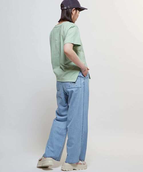 CONVERSE TOKYO（コンバーストウキョウ）の「【限定展開】LIGHT DENIM WIDE PANTS(SET UP)（デニムパンツ・レディース・ブラック/サックスブルー/ブルー・SMALL/MEDIUM）」の16枚目の写真