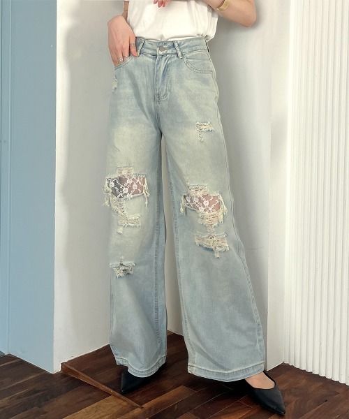 Rejoule(リジュール)の「レースダメージデニムパンツ(デニムパンツ・レディース・ライトブルー・S/M)」の2枚目の写真