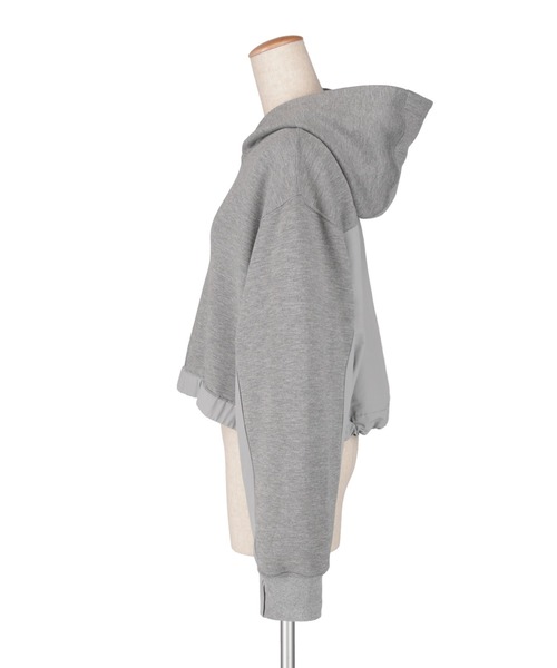 KONVINI(コンビニ)の「【Chillity】ナイロン切り替えショートフーディー/Nylon Panel Short Hoodie(パーカー・レディース・ブラック/グレー・FREE)」の3枚目の写真