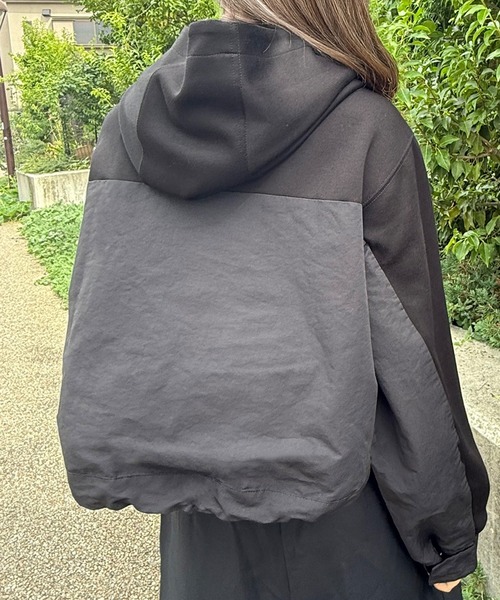 KONVINI(コンビニ)の「【Chillity】ナイロン切り替えショートフーディー/Nylon Panel Short Hoodie(パーカー・レディース・ブラック/グレー・FREE)」の10枚目の写真