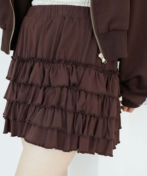 MAJESTIC LEGON（マジェスティックレゴン）の「4段フリルスカパン（スカート・レディース・グレー/ブラウン/アイボリー/チャコールグレー・MEDIUM）」の4枚目の写真
