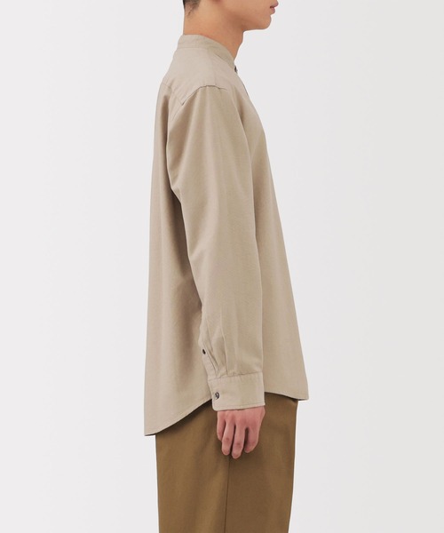 無印良品（ムジルシリョウヒン）の「紳士　洗いざらしオックススタンドカラー長袖シャツ（シャツ/ブラウス・メンズ・ダークグレー/サンドベージュ/ホワイト/ダークネイビー/カーキ・S/M/L/XL）」の12枚目の写真