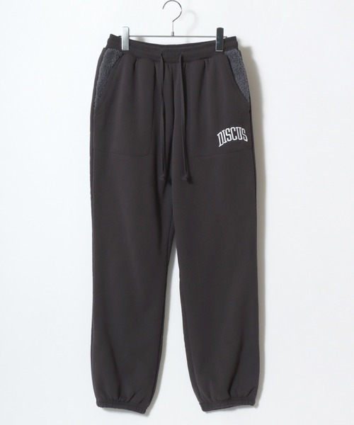 DISCUS（ディスカス）の「2025AW DISCUS/ディスカス 裏ボアフリース カレッジワンポイントロゴ刺繍 スウェットパンツ（スウェットパンツ・メンズ・スミクロ/グレー/オートミール/ネイビー/ブラック・M/XL/L）」の11枚目の写真