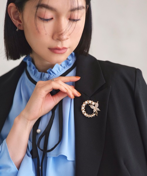 RUIRUE BOUTIQUE（ルイルエブティック）の「シルバー / ゴールド パール ブローチ 4type ｜ レディース セレモニースーツ ママスーツ オケージョンドレス 結婚式 パーティードレス フォーマル 華やか アクセサリー（ブローチ/コサージュ・レディース・ゴールド系3/シルバー/ゴールド系2/ゴールド・FREE）」の18枚目の写真