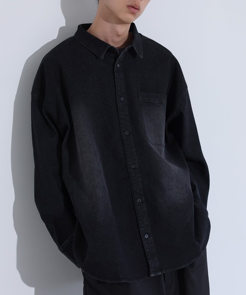 MDR(エムディアール)の「オーバーサイズストレッチデニムシャツ(シャツ/ブラウス・メンズ・ブルー/ブラック・M/L)」の4枚目の写真