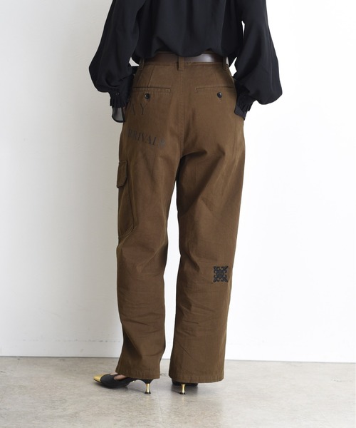 レタリング サイドポケットチノパン Eimee Law│Eimee Law & LHELBIE