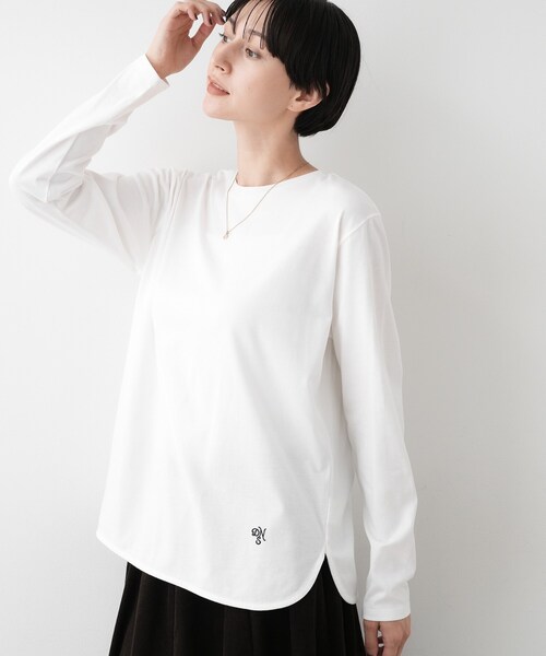 Dessin(デッサン)の「【選べる首元デザイン/洗える】クルーネックロングTシャツ(Tシャツ/カットソー・レディース・グレー/ブラック系2/ホワイト系・00/01/02/03)」の21枚目の写真