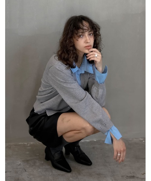 Re:EDIT（リエディ）の「[2025AW COLLECTION]シャツドッキングレイヤード風ニットカーディガン（ニット/セーター・レディース・グレー系/ネイビー系/ブラック系・MEDIUM/LARGE）」の11枚目の写真