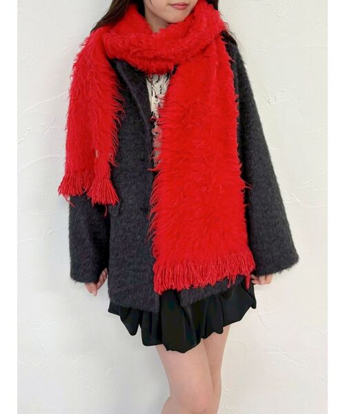 dazzlin（ダズリン）の「リップルカールマフラー（マフラー・レディース・レッド/ピンク/グリーン/イエロー/チャコールグレー/ブルー/アイボリー・FREE）」の7枚目の写真