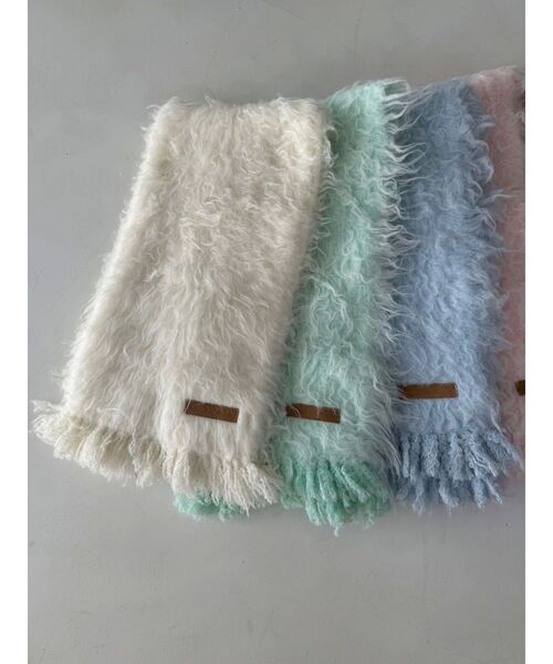 dazzlin（ダズリン）の「リップルカールマフラー（マフラー・レディース・レッド/ピンク/グリーン/イエロー/チャコールグレー/ブルー/アイボリー・FREE）」の16枚目の写真