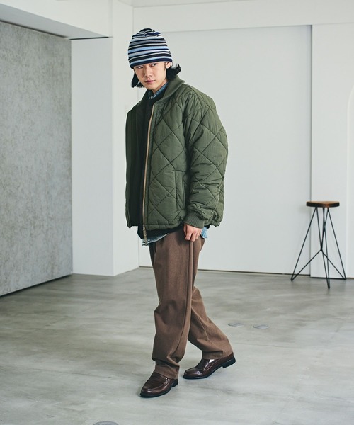 BAYFLOW（ベイフロー）の「〈撥水加工〉キルティングブルゾン / キルトジャケット（ブルゾン・メンズ・カーキ/ブラック・LARGE/MEDIUM）」の7枚目の写真