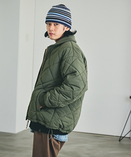 BAYFLOW（ベイフロー）の「〈撥水加工〉キルティングブルゾン / キルトジャケット（ブルゾン・メンズ・カーキ/ブラック・LARGE/MEDIUM）」の8枚目の写真