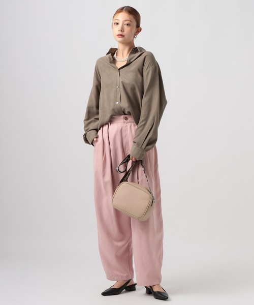 BAYFLOW（ベイフロー）の「[ストレッチ入りで動きやすい]フェイクスウェードシャツ（シャツ/ブラウス・レディース・ブラウン/モカ・FREE）」の14枚目の写真