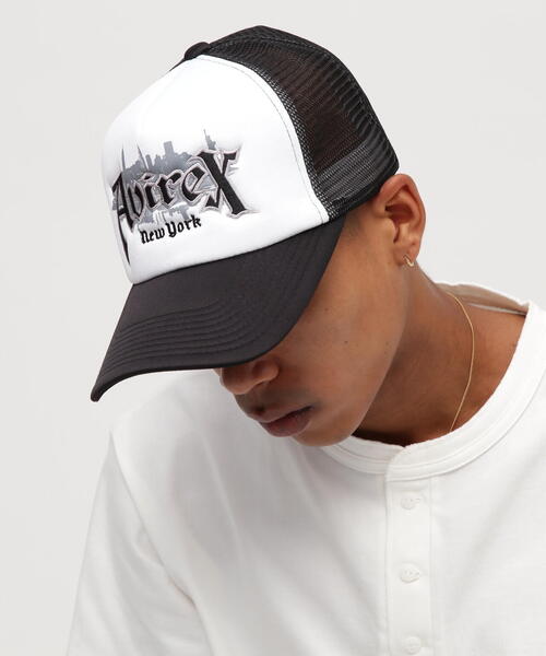 AVIREX（アヴィレックス）の「VARSITY BLOCK FONT MESH CAP / バーシティ ブロックフォント メッシュキャップ / AVIREX / アヴィレックス（キャップ・メンズ・ブラック/ホワイト・F）」の4枚目の写真