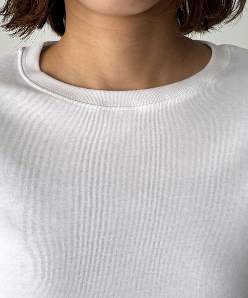 CANAL JEAN（キャナルジーン）の「HARING　クルーネックロングTシャツ（Tシャツ/カットソー・レディース・ホワイト/ブラウン/ピンク/レッド・ONE SIZE）」の17枚目の写真