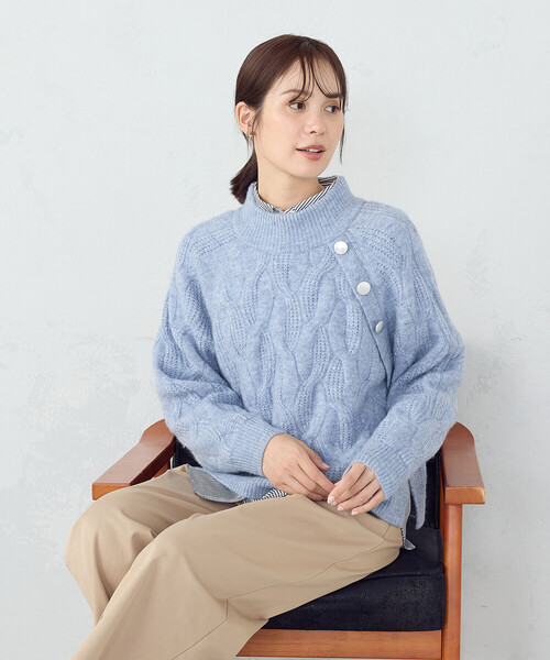 COMME CA ISM(コムサイズム)の「ケーブル ボタンニット(ニット/セーター・レディース・アイボリー/チャコール/ブルー・FREE)」の17枚目の写真