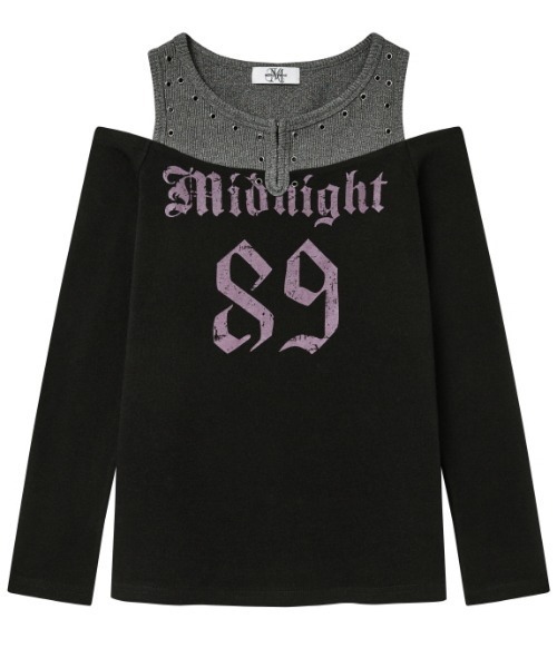 Midnight Move（ミッドナイトムーブ）の「A'GEM/9 × .kom 『MIDNIGHT MOVE/ミッドナイトムーブ』2way オフショルダー ナンバリングデザイン 長袖Tシャツ（Tシャツ/カットソー・レディース・ブラック/ブラウン/ベージュ・FREE）」の19枚目の写真