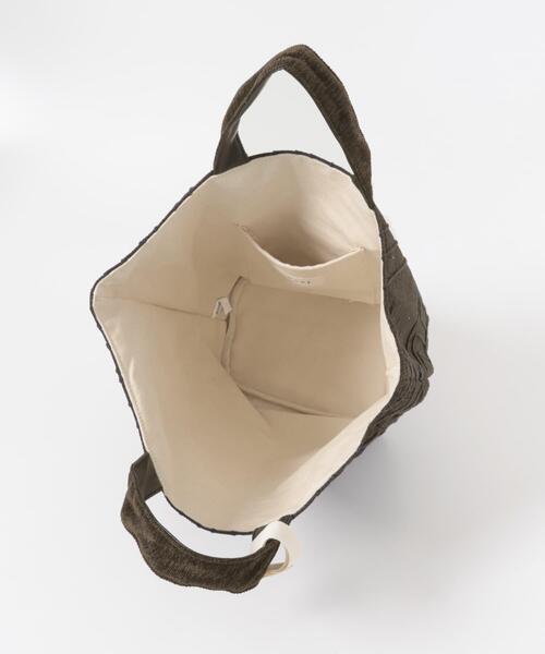 beej（ビージ）の「beej　dolly emb totebag（トートバッグ・レディース・ベージュ/ブラウン・FREE）」の6枚目の写真