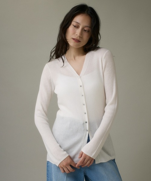 I.T.'S international（イッツインターナショナル）の「Vネックリブニットカーディガン《Melty air wool》（ニット/セーター・レディース・オフホワイト/グレー/ブラック/ブルー/ピンク・フリー）」の13枚目の写真